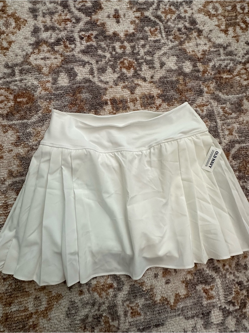 NWT Old Navy Women's White Pleated Skort